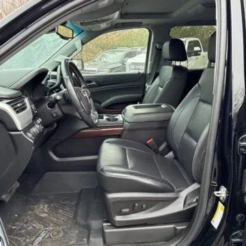 More photos of 2018 GMC Yukon SLT at Indy Auto Man - Westfield, IN