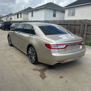 More photos of 2017 Lincoln Continental Select at Indy Auto Man - Westfield, IN