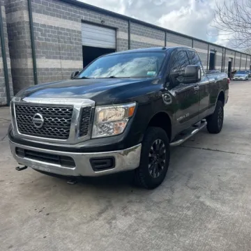 Photos of 2017 Nissan Titan XD SV for sale in Westfield, IN at Indy Auto Man - Westfield