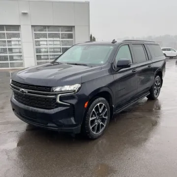 Photos of 2022 Chevrolet Suburban RST for sale in Westfield, IN at Indy Auto Man - Westfield