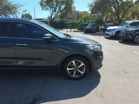 Another view of 2019 Kia Sorento EX for sale in Westfield, IN at Indy Auto Man - Westfield