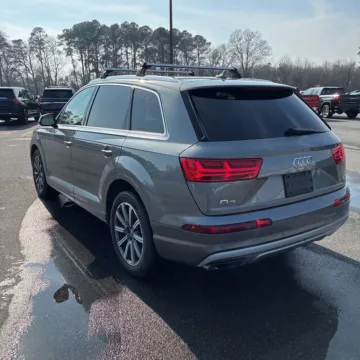 More photos of 2018 Audi Q7 3.0T Premium quattro at Indy Auto Man - Westfield, IN