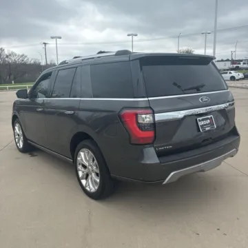 More photos of 2019 Ford Expedition Limited at Indy Auto Man - Westfield, IN