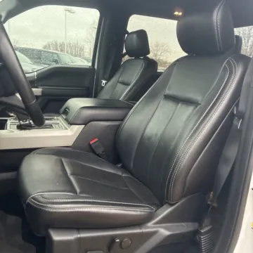 More photos of 2019 Ford F-150 Lariat at Indy Auto Man - Westfield, IN