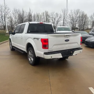 More photos of 2019 Ford F-150 Lariat at Indy Auto Man - Westfield, IN