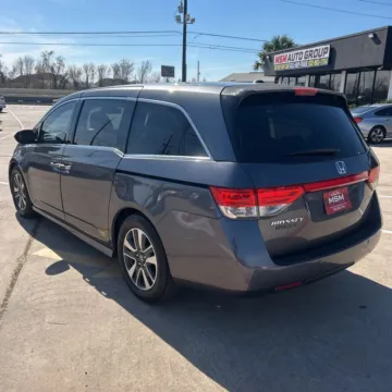 More photos of 2016 Honda Odyssey Touring at Indy Auto Man - Westfield, IN