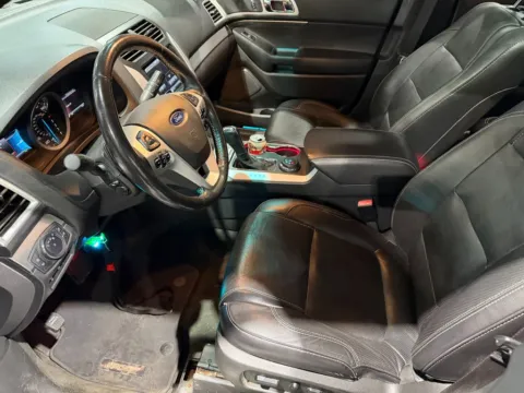 More photos of 2015 Ford Explorer Sport at Indy Auto Man - Westfield, IN