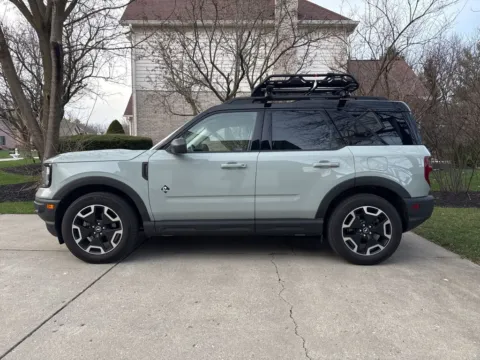 More photos of 2021 Ford Bronco Sport Outer Banks at Indy Auto Man - Westfield, IN