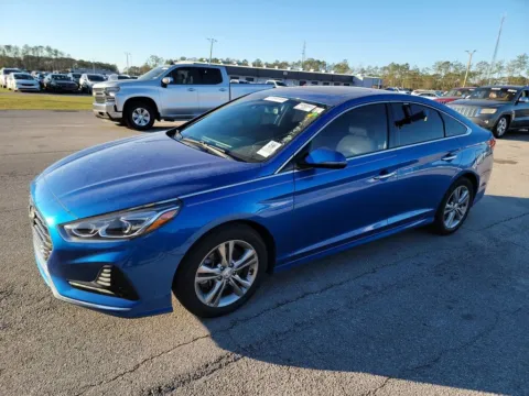 Another view of 2018 Hyundai Sonata Limited for sale in Westfield, IN at Indy Auto Man - Westfield