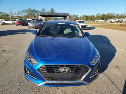 Photos of 2018 Hyundai Sonata Limited for sale in Westfield, IN at Indy Auto Man - Westfield