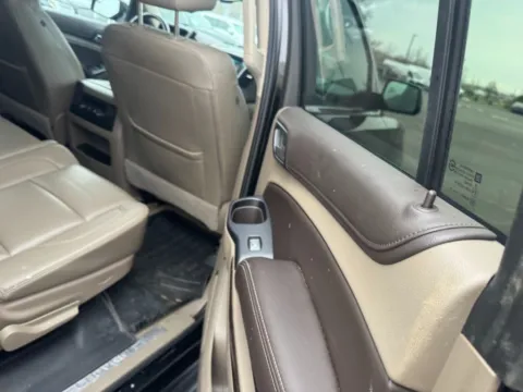 More photos of 2018 Chevrolet Suburban LT at Indy Auto Man - Westfield, IN