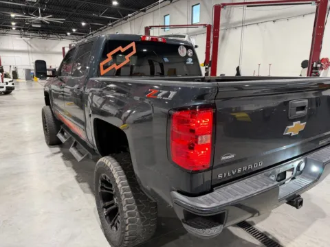 More photos of 2018 Chevrolet Silverado 1500 LT LT2 at Indy Auto Man - Westfield, IN