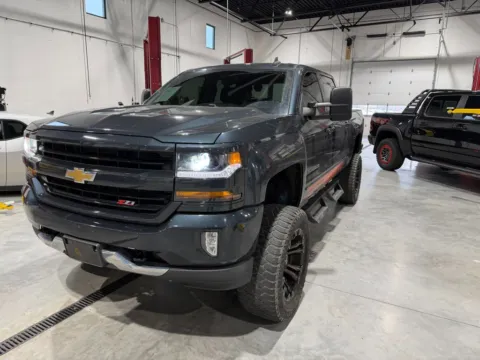 Photos of 2018 Chevrolet Silverado 1500 LT LT2 for sale in Westfield, IN at Indy Auto Man - Westfield