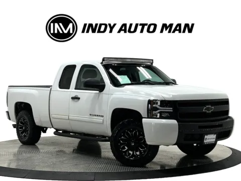 Photos of 2010 Chevrolet Silverado 1500 LT for sale in Westfield, IN at Indy Auto Man - Westfield