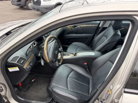 More photos of 2007 Mercedes-Benz E-Class E 350 4MATIC at Indy Auto Man - Westfield, IN