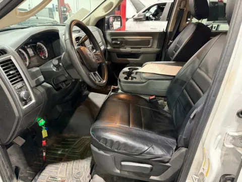 More photos of 2016 Ram 2500 SLT at Indy Auto Man - Westfield, IN