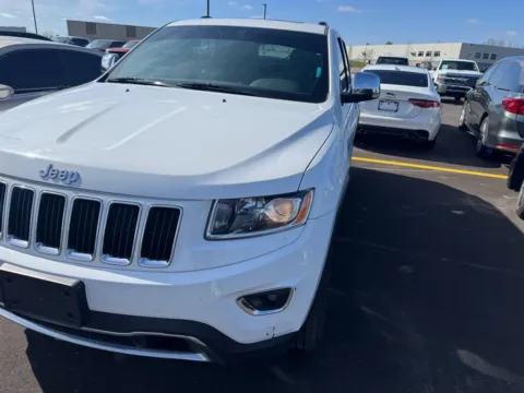 Photos of 2016 Jeep Grand Cherokee Limited for sale in Westfield, IN at Indy Auto Man - Westfield