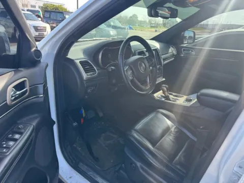 More photos of 2016 Jeep Grand Cherokee Limited at Indy Auto Man - Westfield, IN