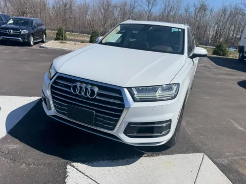 Photos of 2017 Audi Q7 3.0T Premium Plus quattro for sale in Westfield, IN at Indy Auto Man - Westfield