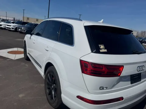 More photos of 2017 Audi Q7 3.0T Premium Plus quattro at Indy Auto Man - Westfield, IN