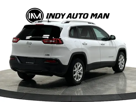 More photos of 2018 Jeep Cherokee Latitude Plus at Indy Auto Man - Westfield, IN