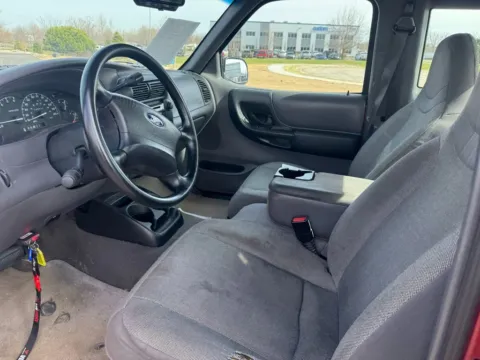 More photos of 2002 Ford Ranger XLT at Indy Auto Man - Westfield, IN