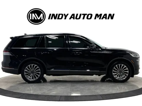 Another view of 2020 Lincoln Aviator Reserve for sale in Westfield, IN at Indy Auto Man - Westfield