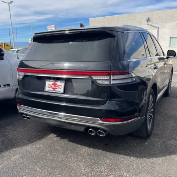 More photos of 2020 Lincoln Aviator Reserve at Indy Auto Man - Westfield, IN