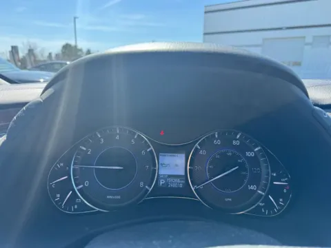 More photos of 2018 INFINITI QX80 at Indy Auto Man - Westfield, IN