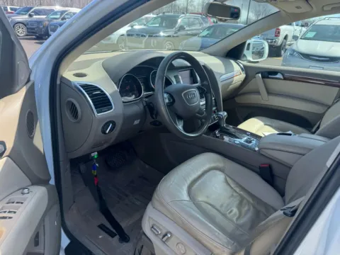 More photos of 2015 Audi Q7 3.0 TDI Premium Plus quattro at Indy Auto Man - Westfield, IN