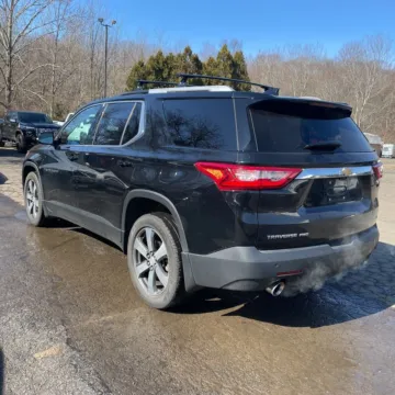 More photos of 2018 Chevrolet Traverse 3LT at Indy Auto Man - Westfield, IN
