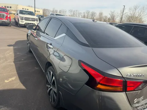 Another view of 2021 Nissan Altima 2.5 Platinum for sale in Westfield, IN at Indy Auto Man - Westfield