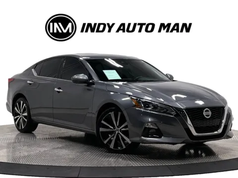 Photos of 2021 Nissan Altima 2.5 Platinum for sale in Westfield, IN at Indy Auto Man - Westfield