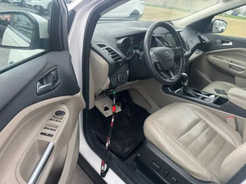 More photos of 2018 Ford Escape Titanium at Indy Auto Man - Westfield, IN