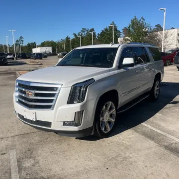 Photos of 2019 Cadillac Escalade ESV Luxury for sale in Westfield, IN at Indy Auto Man - Westfield