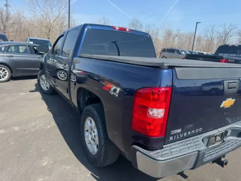 Another view of 2009 Chevrolet Silverado 1500 LT for sale in Westfield, IN at Indy Auto Man - Westfield