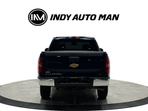 More photos of 2009 Chevrolet Silverado 1500 LT at Indy Auto Man - Westfield, IN