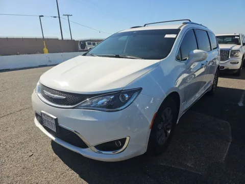 Photos of 2020 Chrysler Pacifica Touring L Plus for sale in Westfield, IN at Indy Auto Man - Westfield