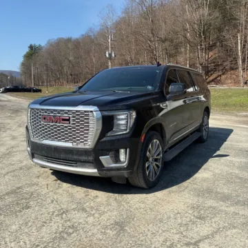 Photos of 2021 GMC Yukon XL Denali for sale in Westfield, IN at Indy Auto Man - Westfield