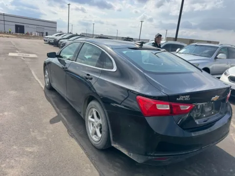 More photos of 2016 Chevrolet Malibu LS 1LS at Indy Auto Man - Westfield, IN