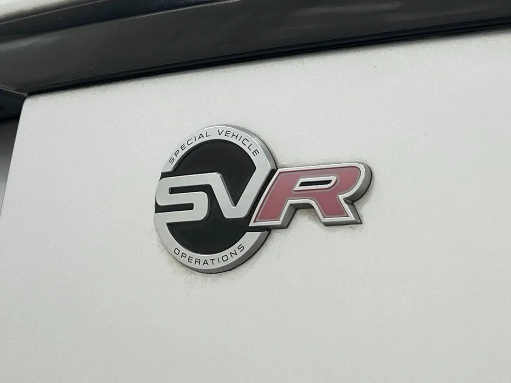 2017 Land Rover Range Rover Sport SVR - Photo 41