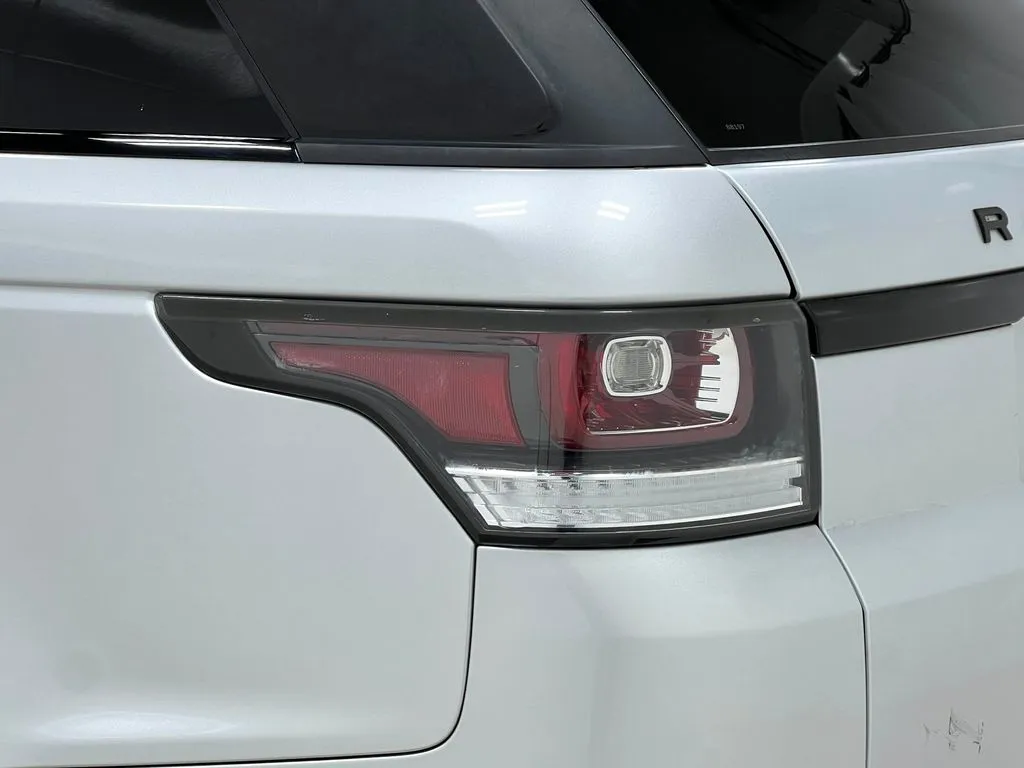 2017 Land Rover Range Rover Sport SVR - Photo 36