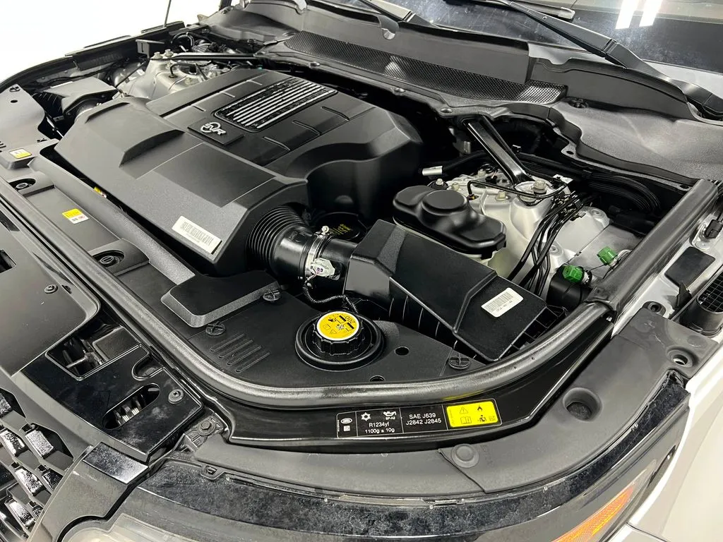 2017 Land Rover Range Rover Sport SVR - Photo 30