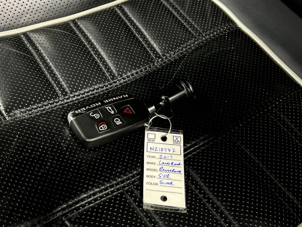 2017 Land Rover Range Rover Sport SVR - Photo 39