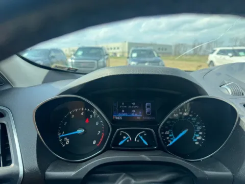 More photos of 2013 Ford Escape SEL at Indy Auto Man - Westfield, IN