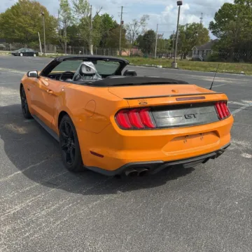 More photos of 2018 Ford Mustang GT Premium at Indy Auto Man - Westfield, IN