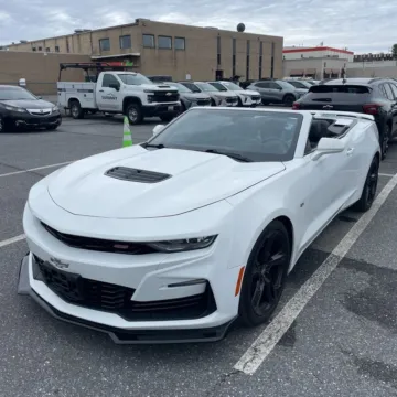 Photos of 2020 Chevrolet Camaro SS 2SS for sale in Westfield, IN at Indy Auto Man - Westfield
