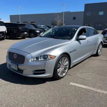 Photos of 2015 Jaguar XJ L Portfolio for sale in Westfield, IN at Indy Auto Man - Westfield