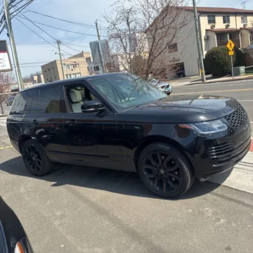 Another view of 2020 Land Rover Range Rover HSE for sale in Westfield, IN at Indy Auto Man - Westfield