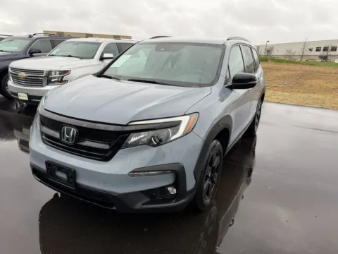 Photos of 2022 Honda Pilot TrailSport for sale in Westfield, IN at Indy Auto Man - Westfield